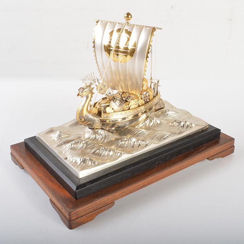 大阪尚美堂製　銀製　宝船　約287g　置物　ガラスケース付　F　R6756B