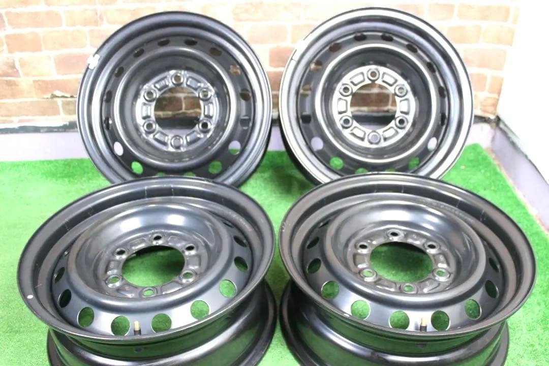 新車外し・ハイエース純正鉄ホイール　№１３８