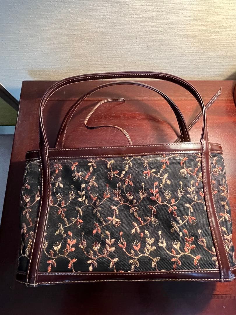 Chloe レース調　レトロ　カゴバッグ