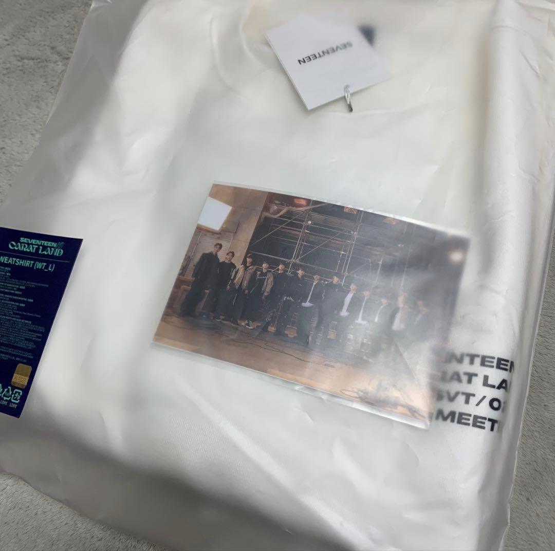 【みい】SEVENTEEN 2022 CARATLAND スウェット