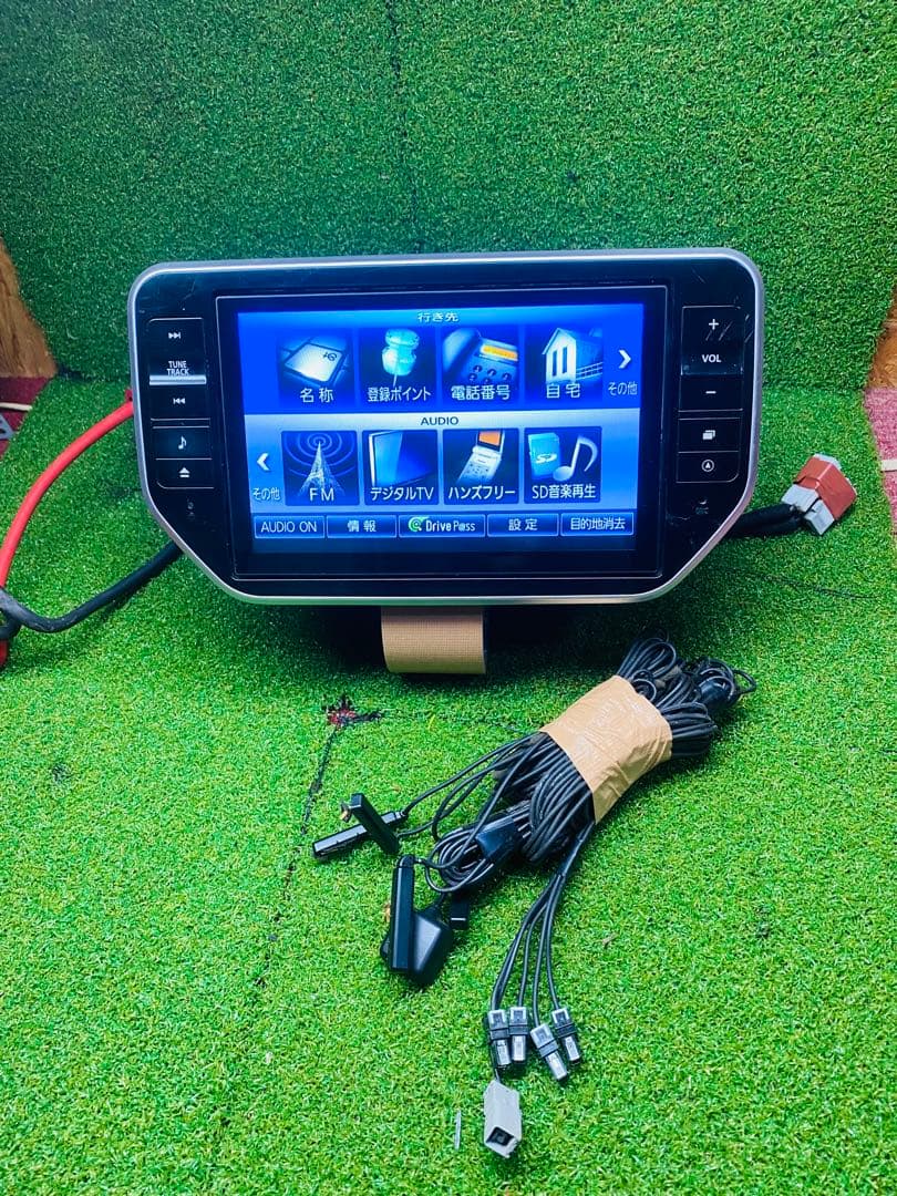 ダイハツ純正ナビ NSZN-W65DB、08545-K2002 配線付き。