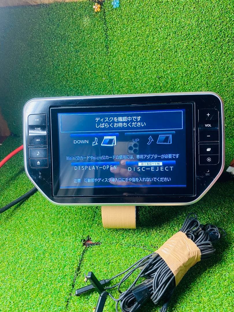 ダイハツ純正ナビ NSZN-W65DB、08545-K2002 配線付き。