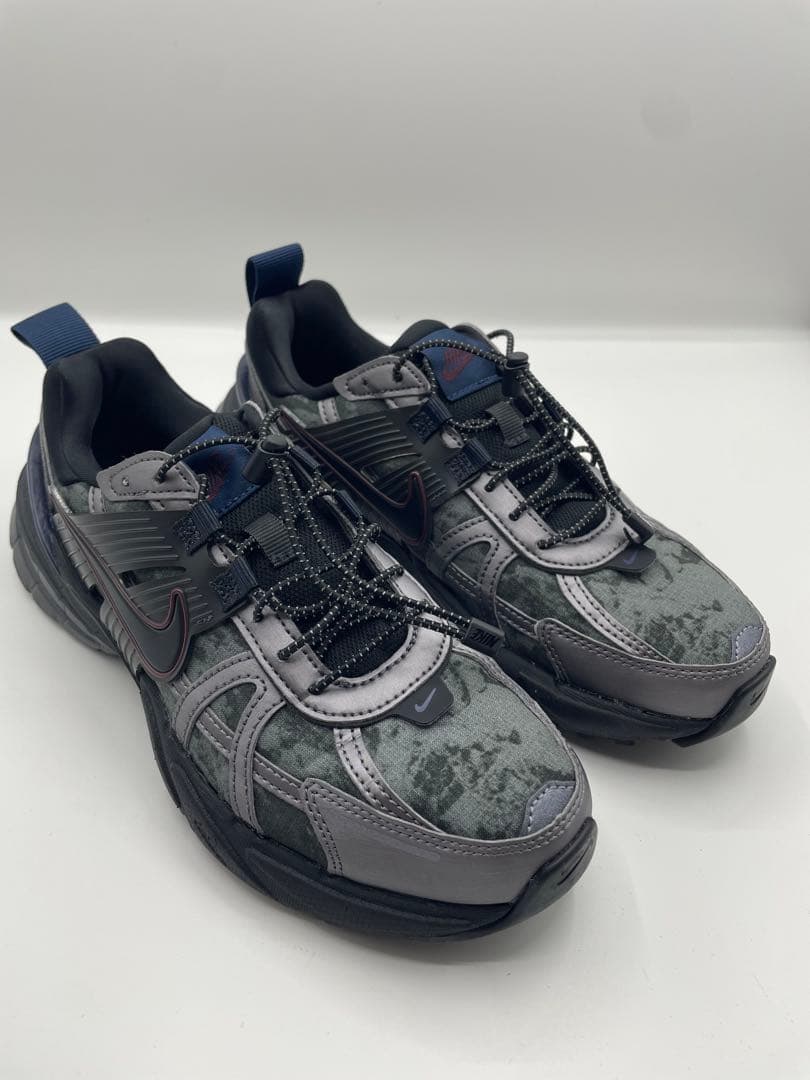 NIKE V2K RUN スニーカー 24cm HQ4053-001