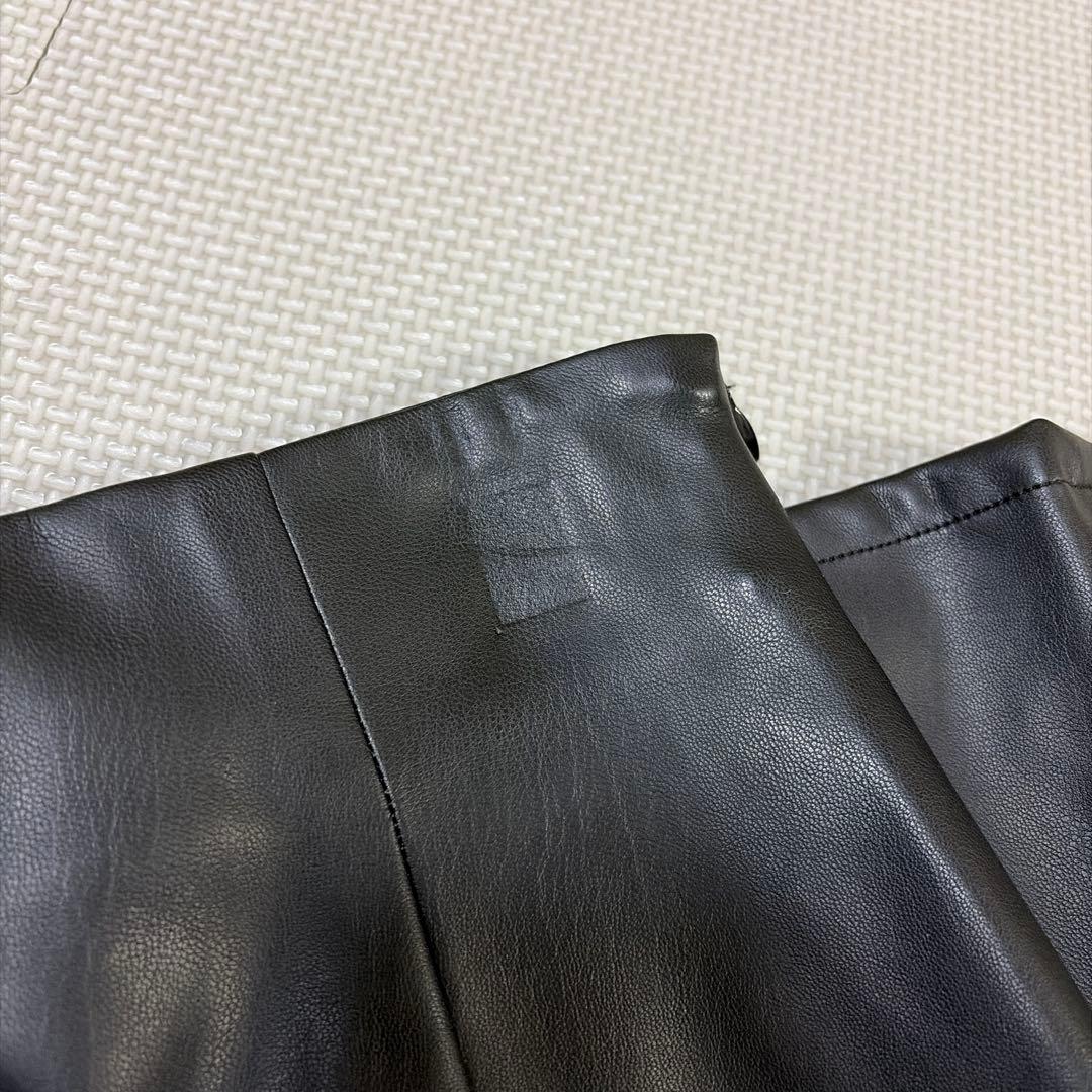 ❤️値下げご相談。未使用新品❤️エストネーションCOLUMNフェイクレザーパンツ