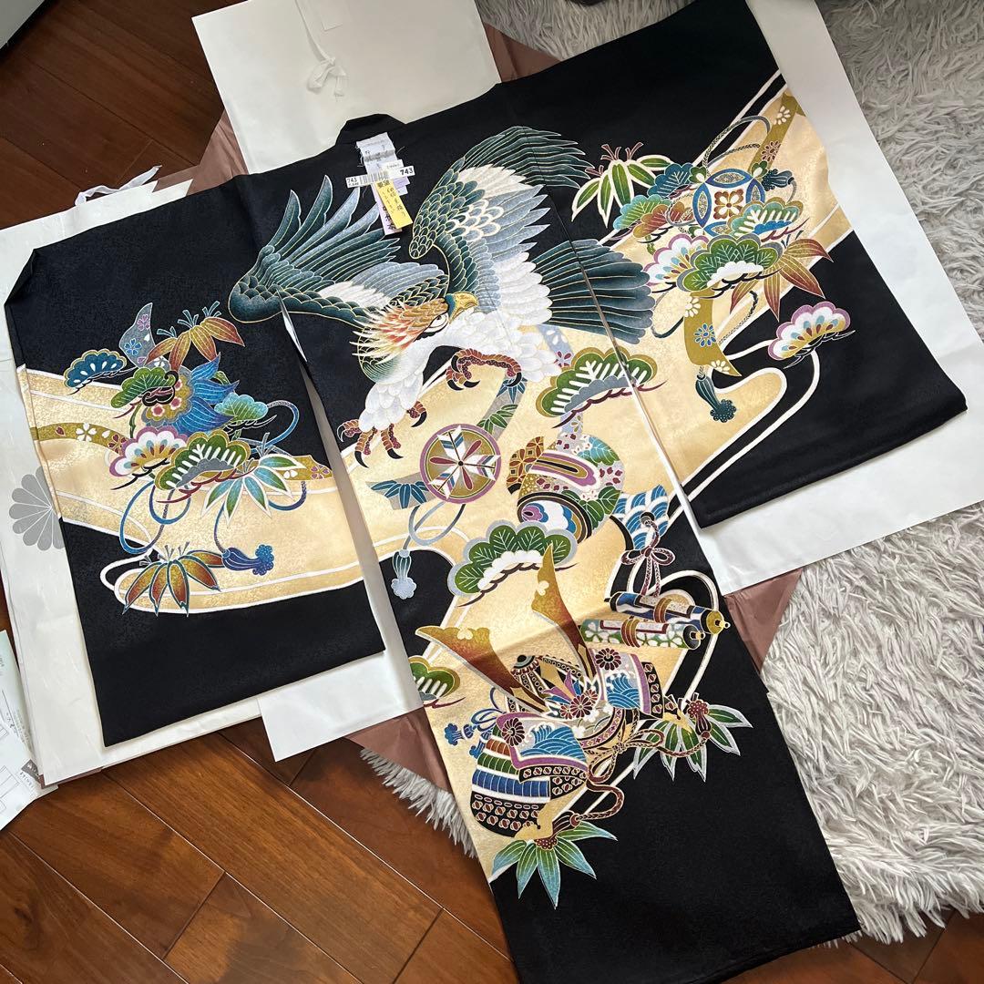 男の子　お宮参り用黒地金色鷲刺繍着物　長襦袢　　クリーニング済み　一回着用