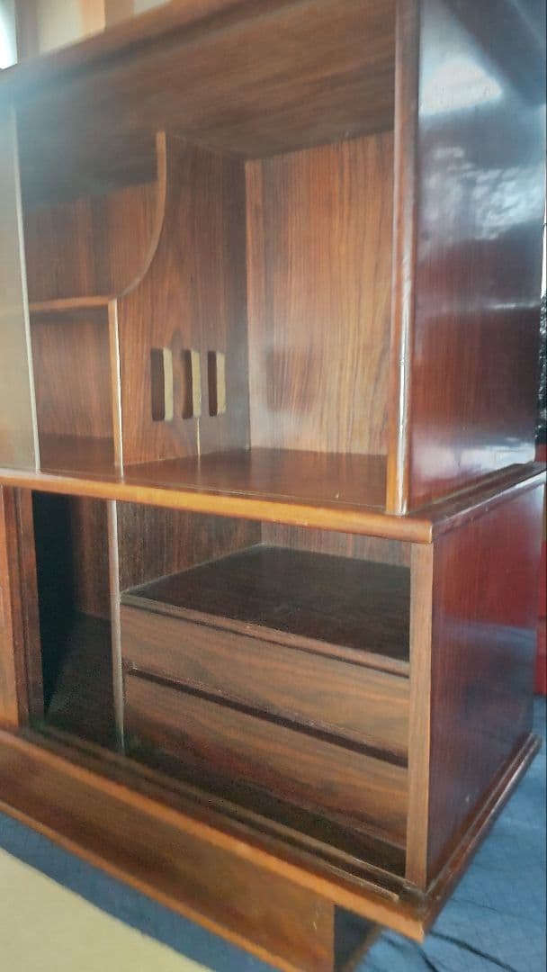 【送料込み】花柄装飾の木製レトロ茶箪笥