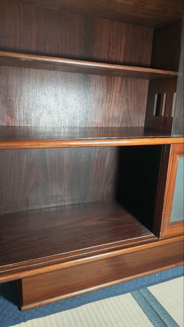 【送料込み】花柄装飾の木製レトロ茶箪笥