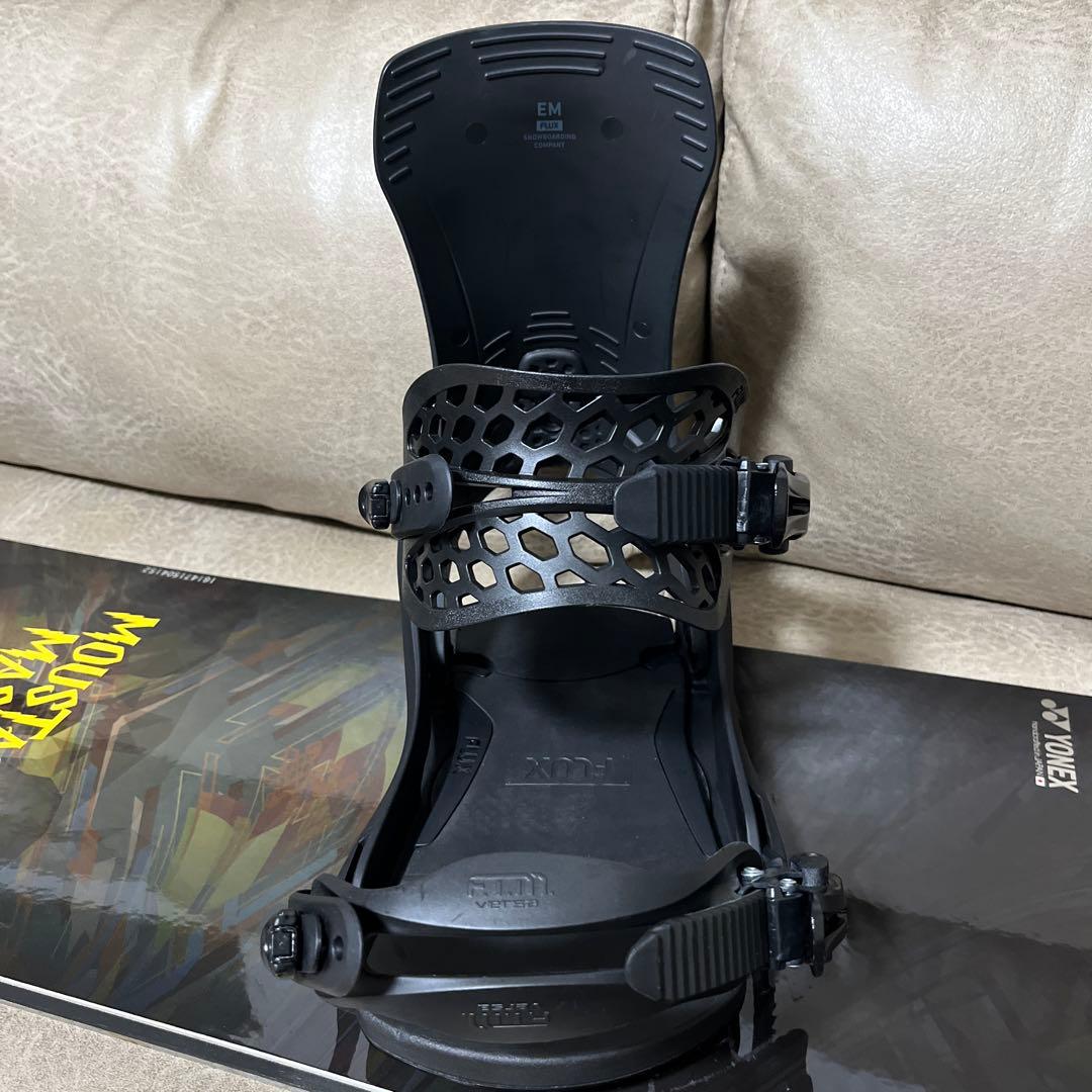 YONEX MOUSTACHEMASTER 152×2025 FLUX EM M