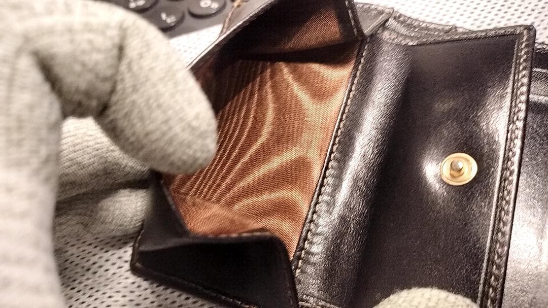 FENDI フェンディ ズッカ柄 三つ折り財布