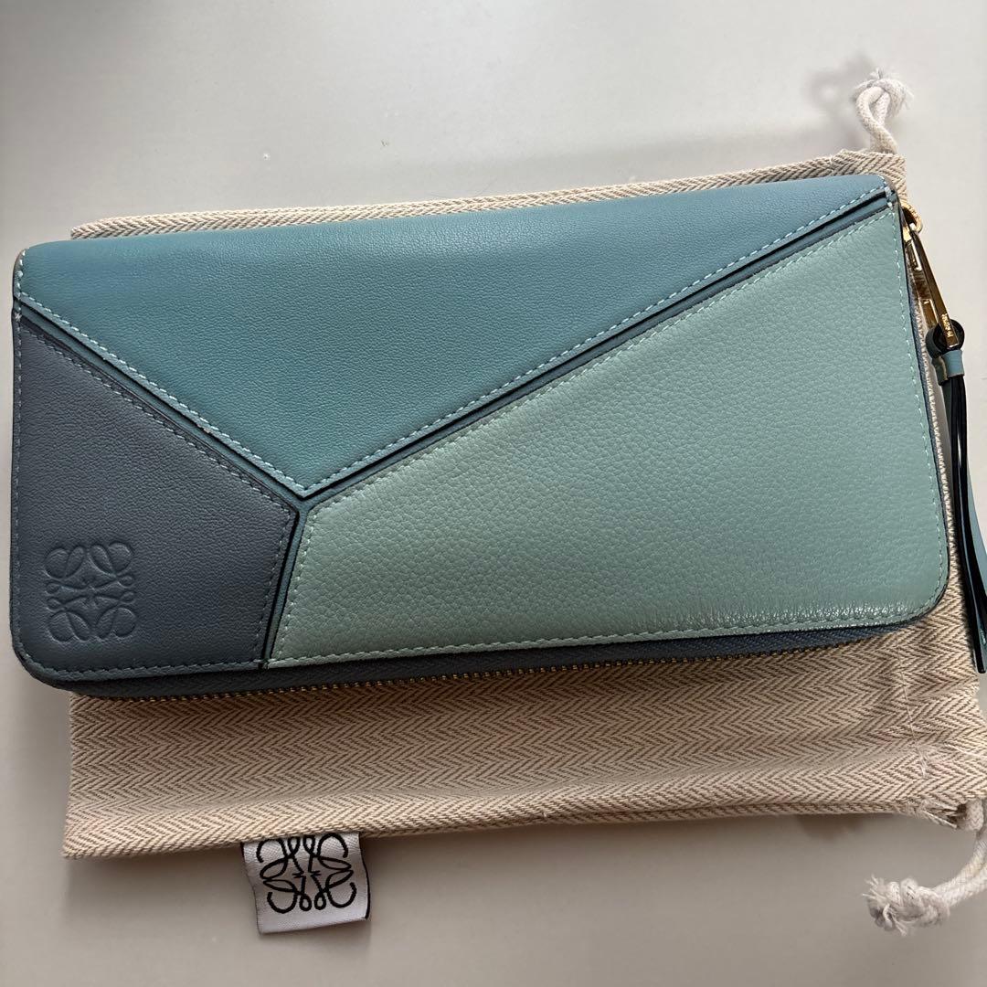 ロエベ パズル アナグラム ラウンドファスナー 長財布 マルチカラー