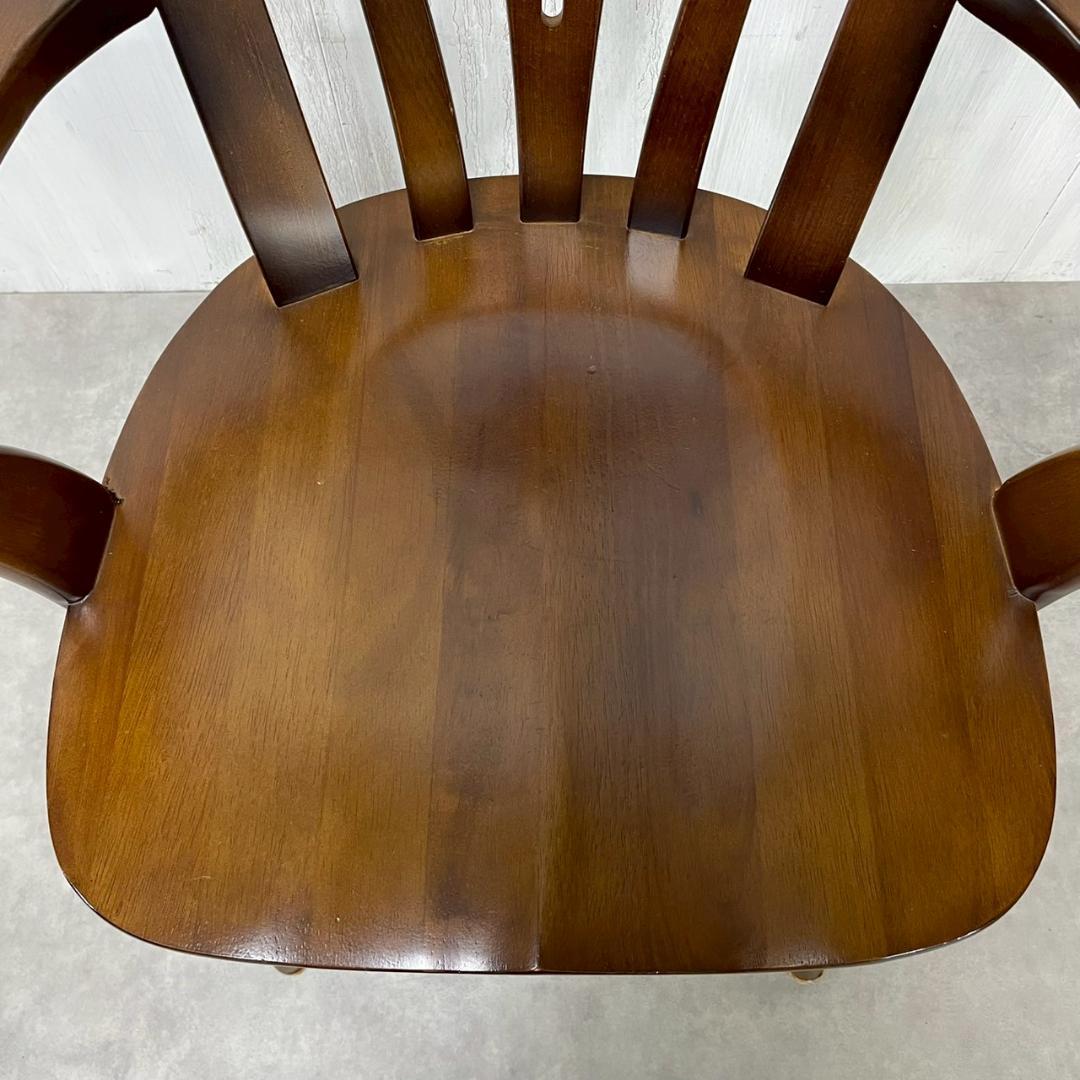 カリモク家具 回転式 アームチェア ダイニングチェア 無垢材 国産家具 B