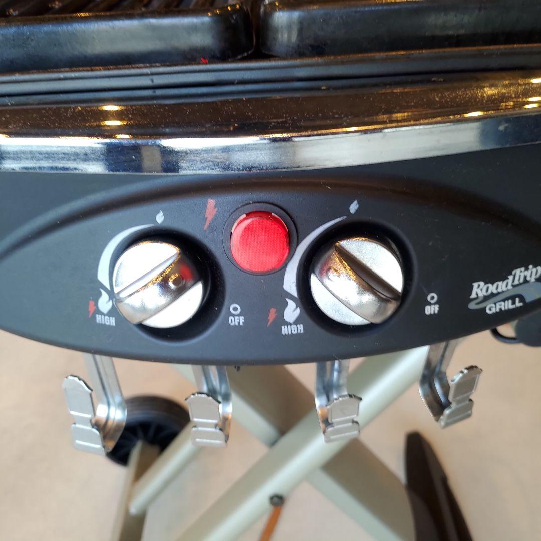 Coleman Grill LXE-J2 ポータブルガスグリル 赤