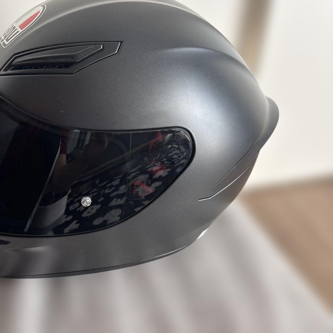 AGV フルフェイスヘルメット マットブラック　スモークシールド　バイク　再出品