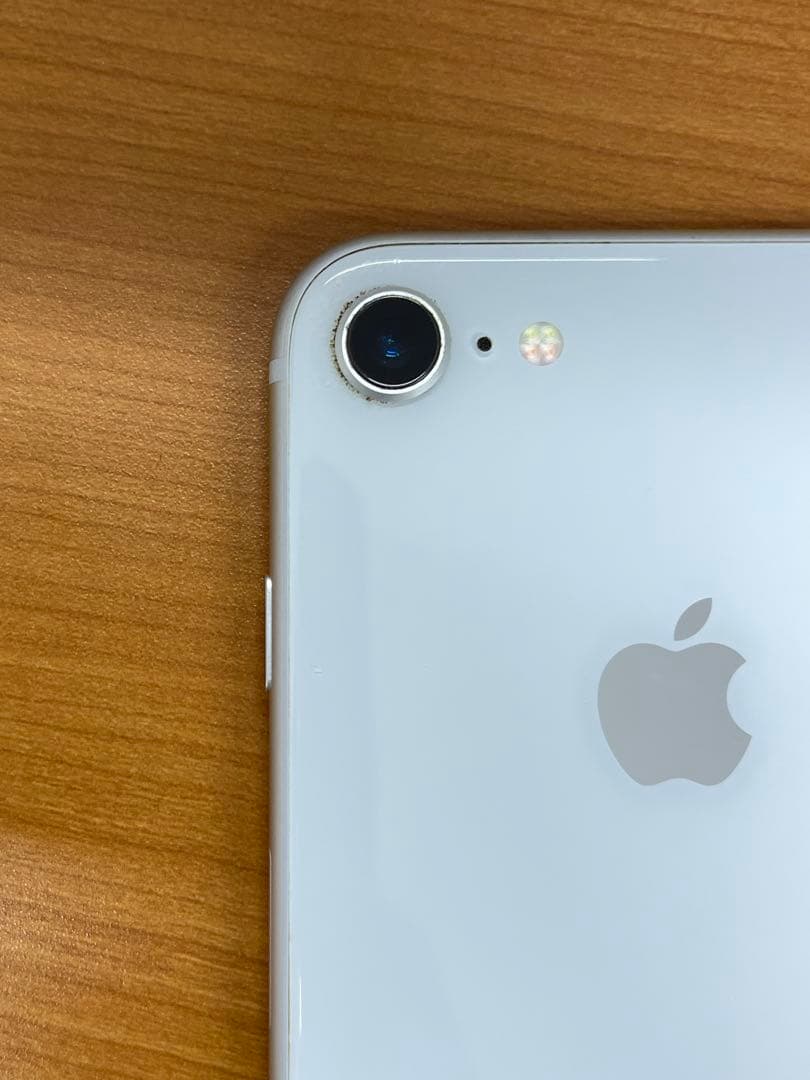 お*り様 動作確認済み iPhone 8 64GB ID L9037