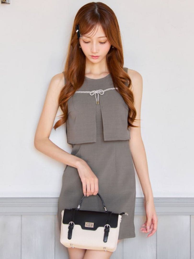 ✴︎JEWELS✴︎ 新品未使用　ビジューリボンセットアップ風タイトミニドレス