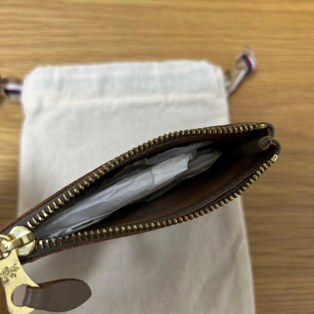 [ILBISONTE] ケース グレー 新品