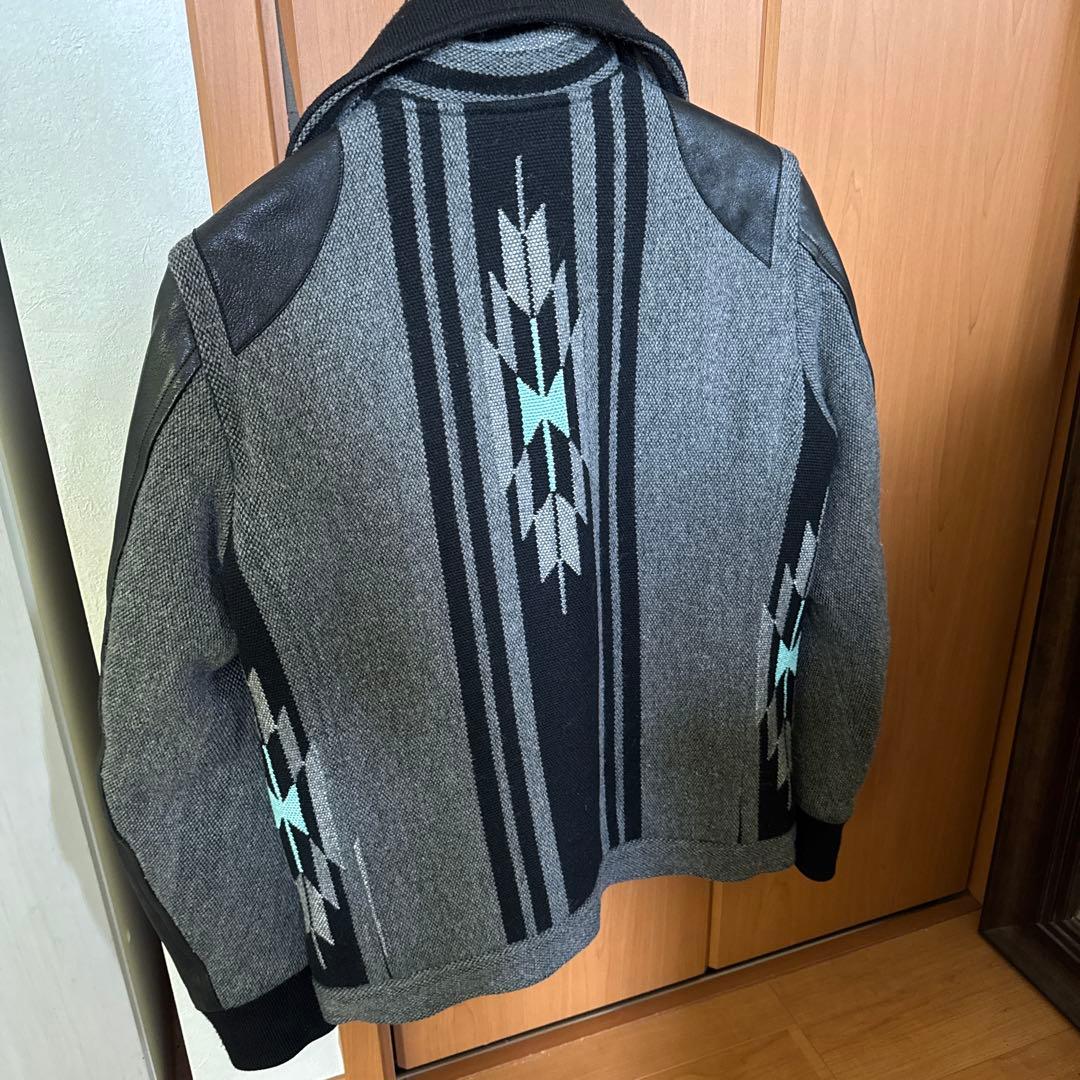 Ayuite ハイネック スタジャン 黒 チマヨ オルテガ ラムレザー