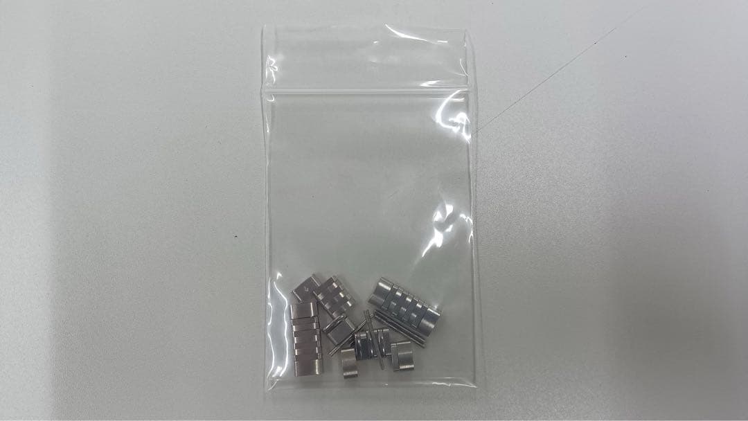 【2025年1月購入】ノモス他　メタルブレスレット　ラグ幅20mm　余りコマあり