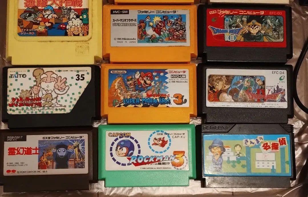 ファミコン本体　ファミコンソフト20本