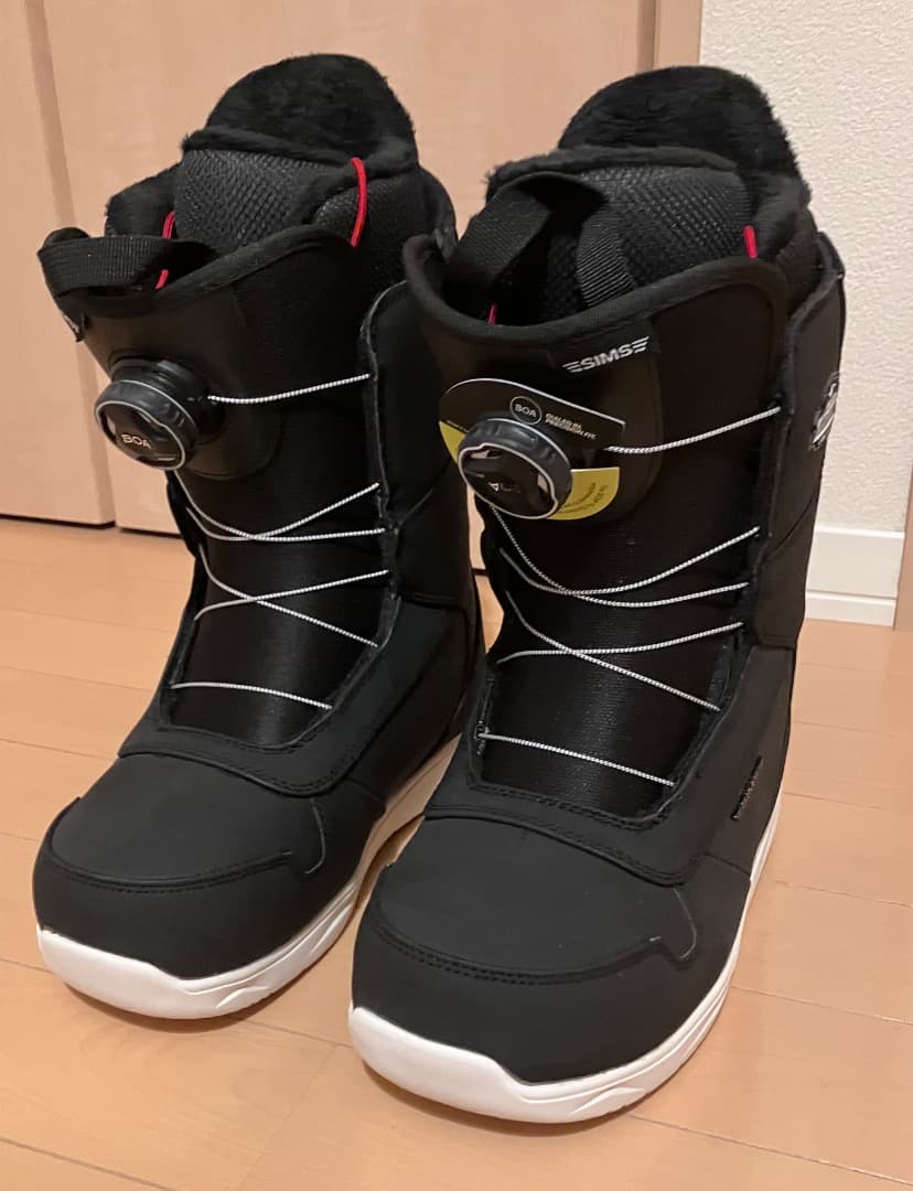 新品★スノーボードブーツ★24.5cm