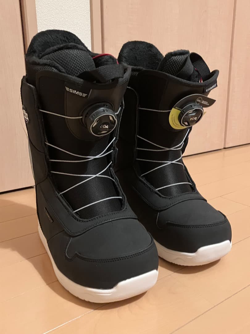 新品★スノーボードブーツ★24.5cm