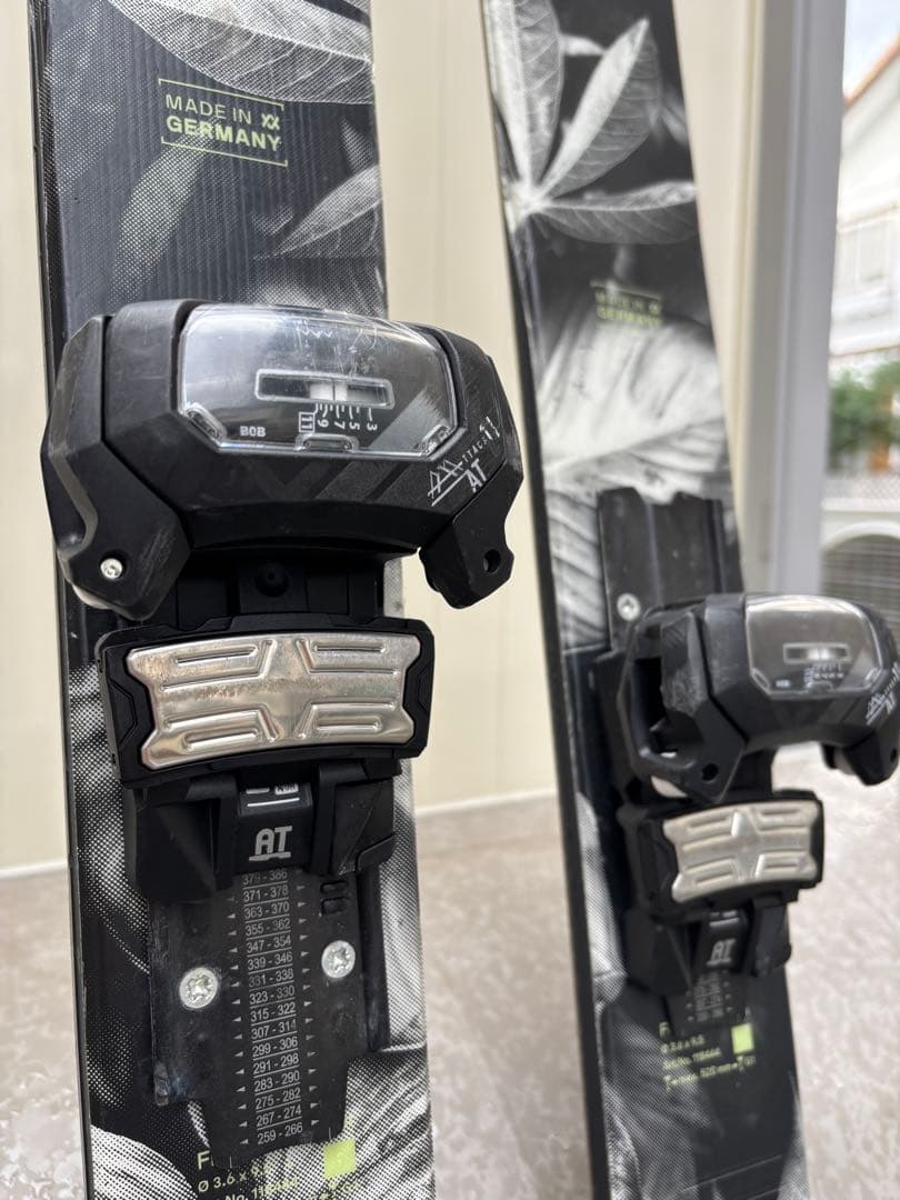 volklフォルクル フリースキー　164cm