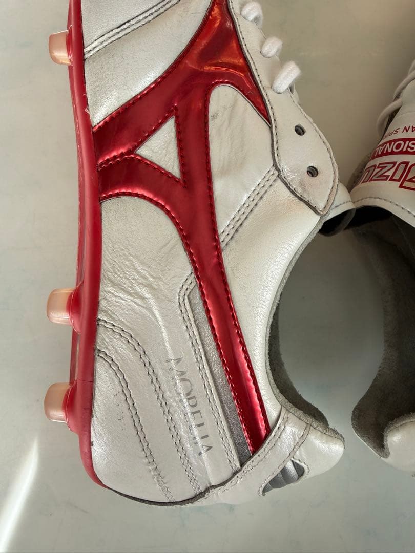 Mizuno モレリア 2 JAPAN AG スーパーホワイト×メルビーレッド