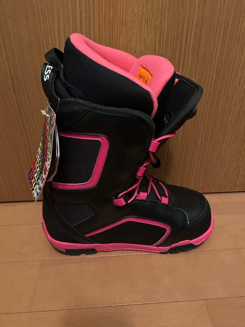 【未使用】RECKLESS スノーボードブーツ 黒/ピンク 22〜23㎝