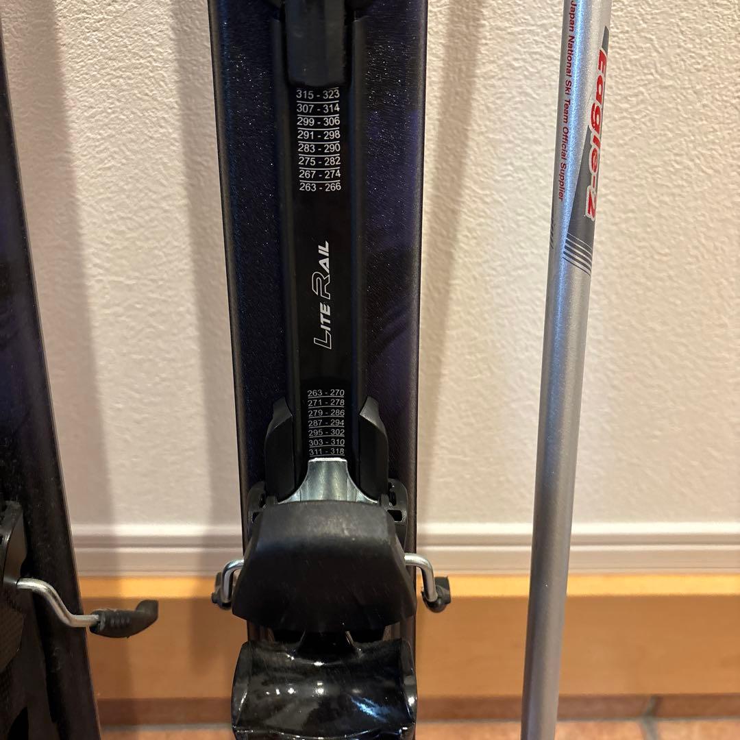 メンズ　HART DIVA スキー板 黒と紫 ビンディング　ポール付き