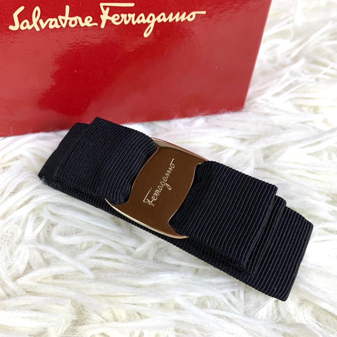 極美品ꕥサルヴァトーレフェラガモ バレッタ ヘアアクセサリー ヘアピン ヴァラ
