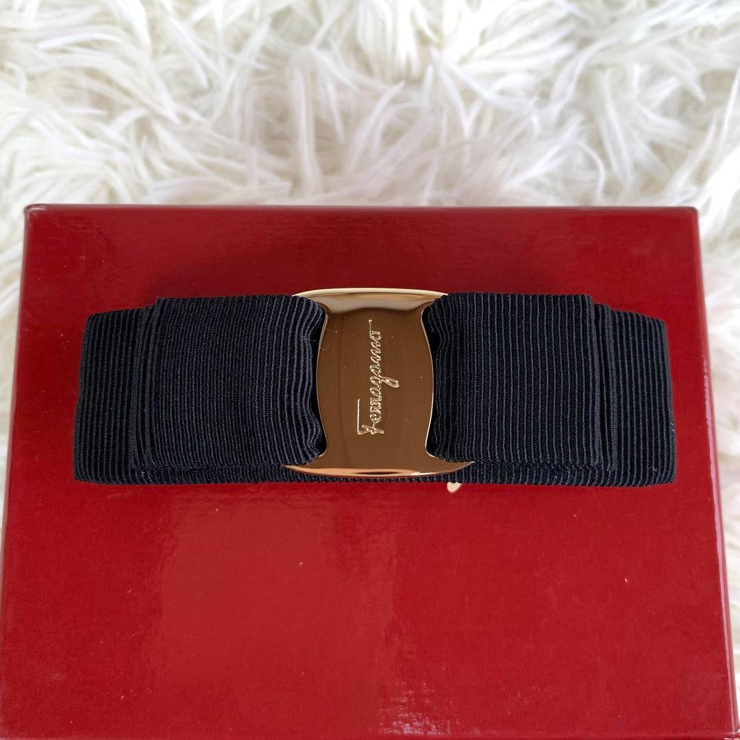 極美品ꕥサルヴァトーレフェラガモ バレッタ ヘアアクセサリー ヘアピン ヴァラ