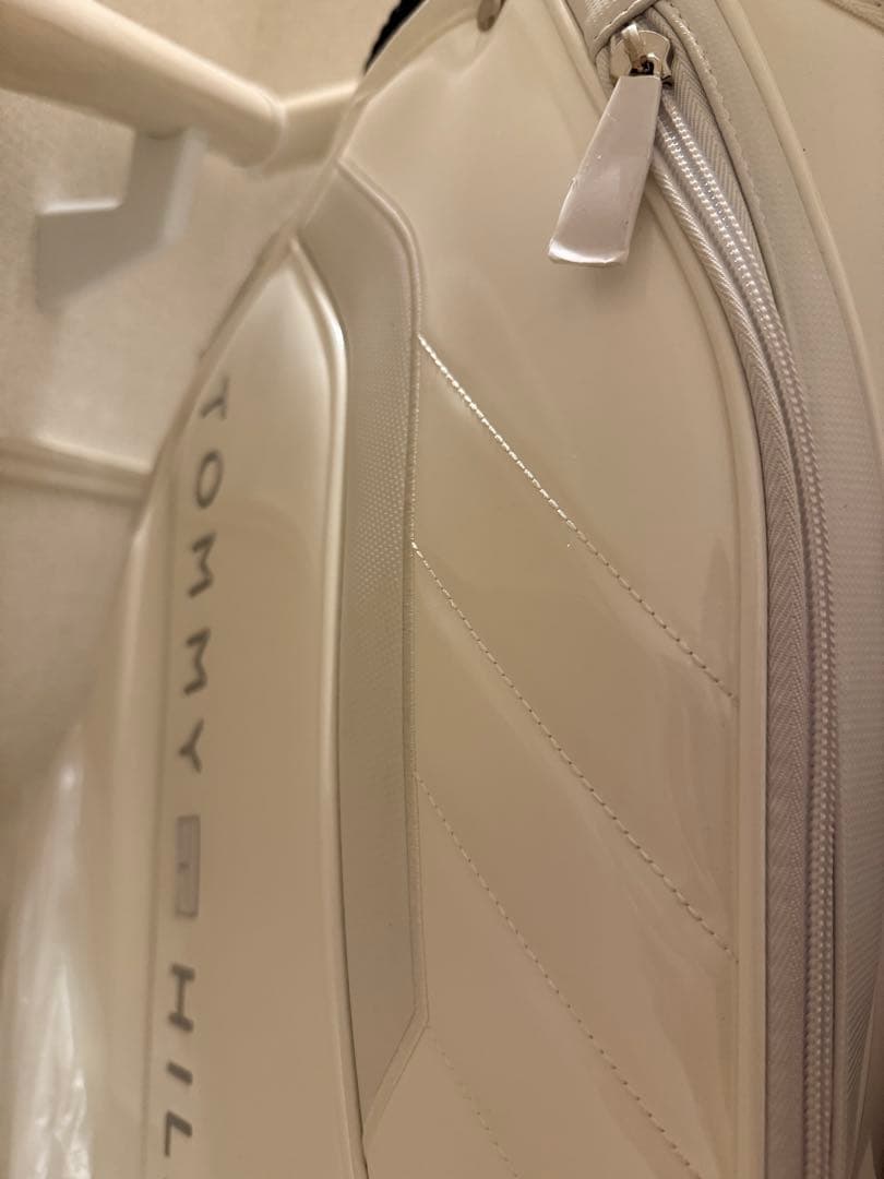 トミーヒルフィガー ゴルフバッグ ホワイト