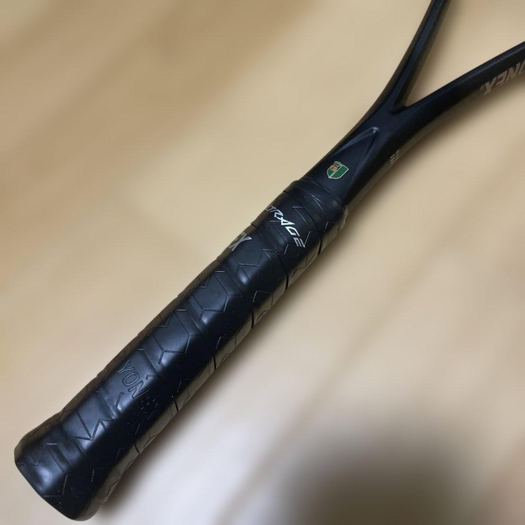 試打のみ 極美品　ヨネックス　新色ボルトレイジ8V シェリーシルバー　UL1