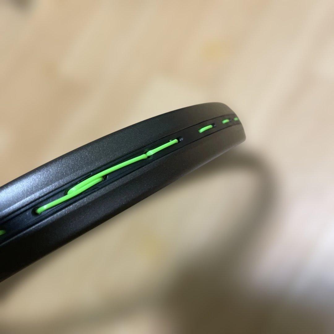 試打のみ 極美品　ヨネックス　新色ボルトレイジ8V シェリーシルバー　UL1