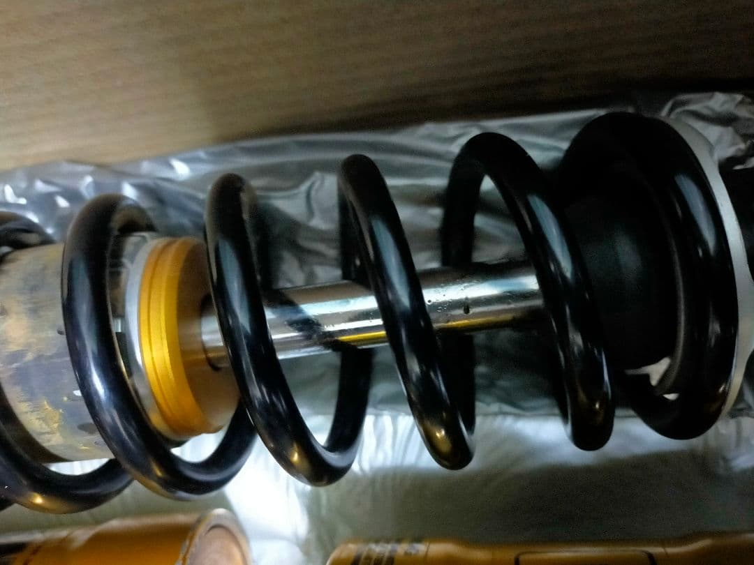 vmax1200 オーリンズリアショック