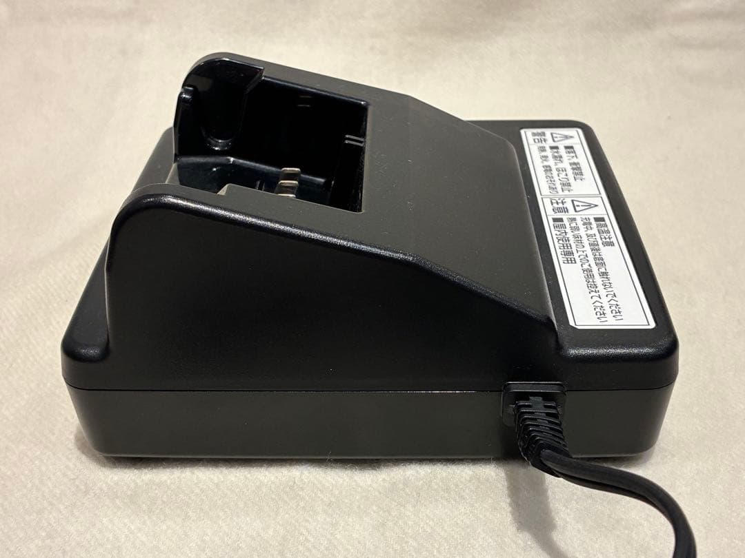 パナソニック電動自転車用バッテリー充電器 NKJ075N（美品）