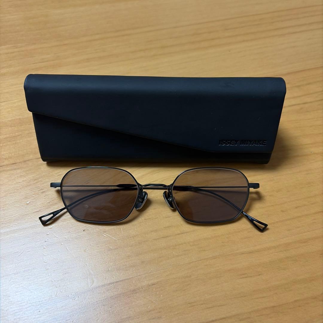 金子眼鏡　isseymiyake HEXAGON Ⅸ