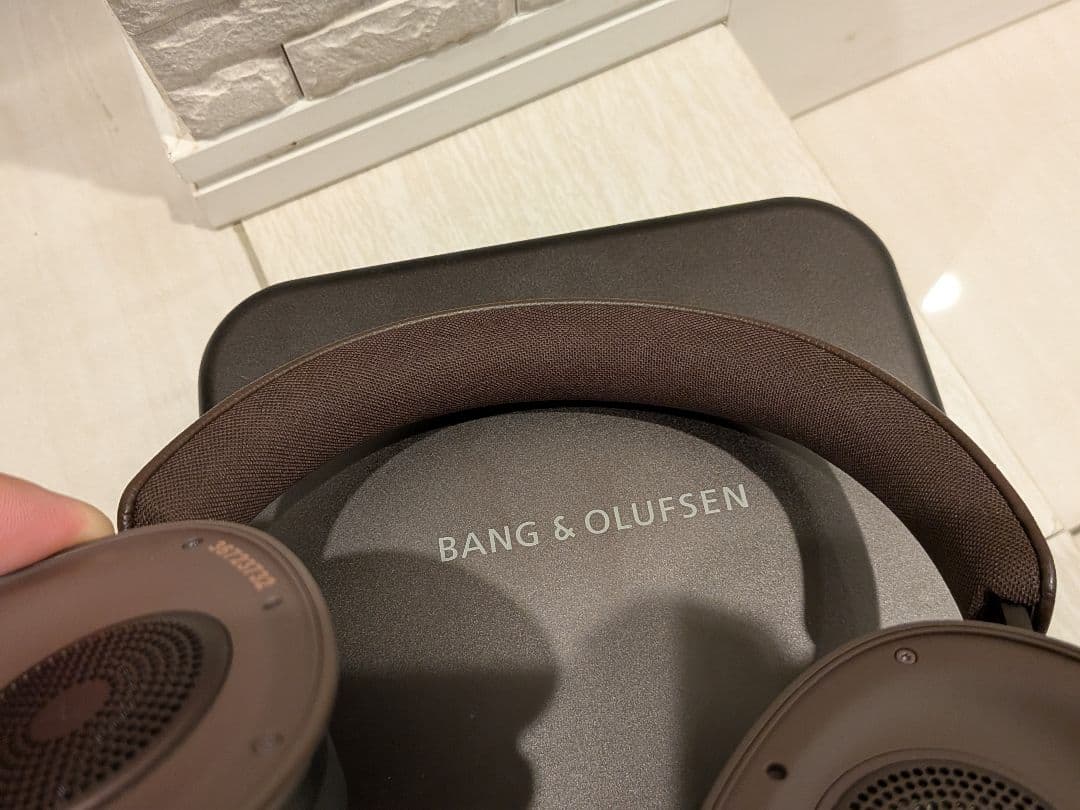 Bang & Olufsen Beoplay H95 Chestnut ブラウン