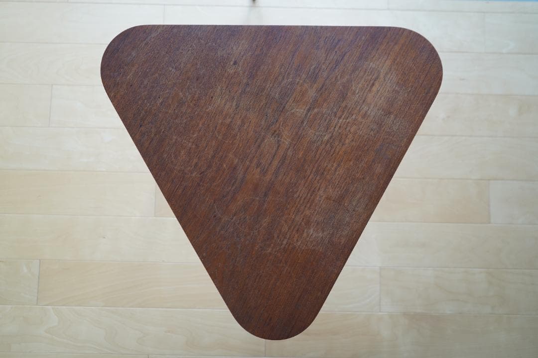 デンマーク家具木製トライアングルサイドテーブル ブラウン