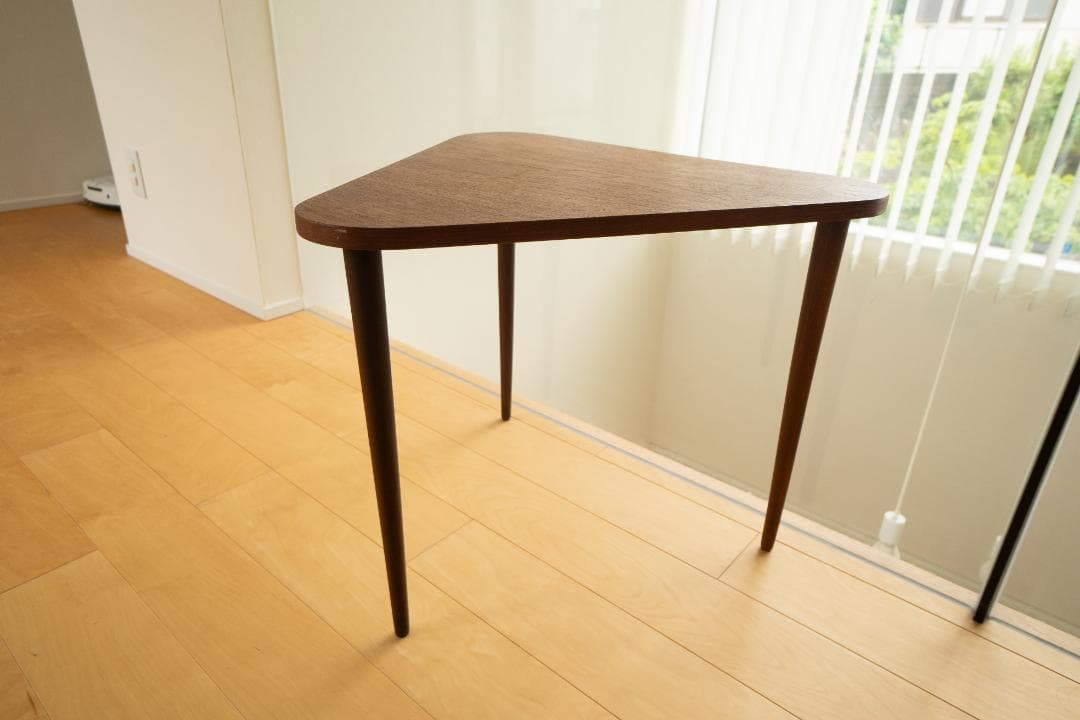 デンマーク家具木製トライアングルサイドテーブル ブラウン