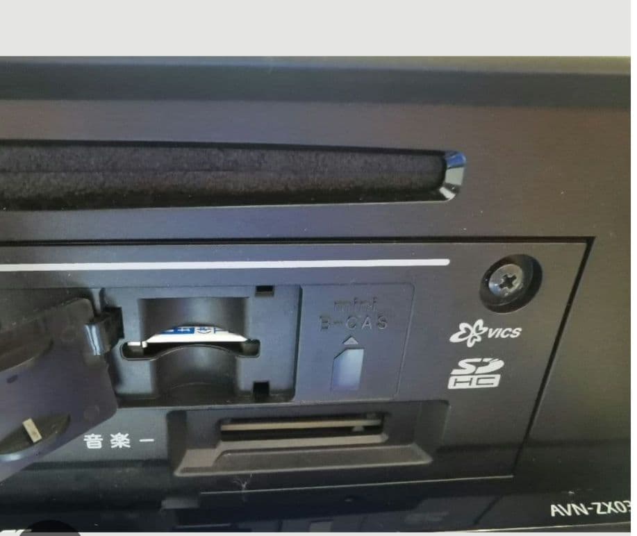 イクリプス　カーナビ　AVN−ZX03i　９インチ