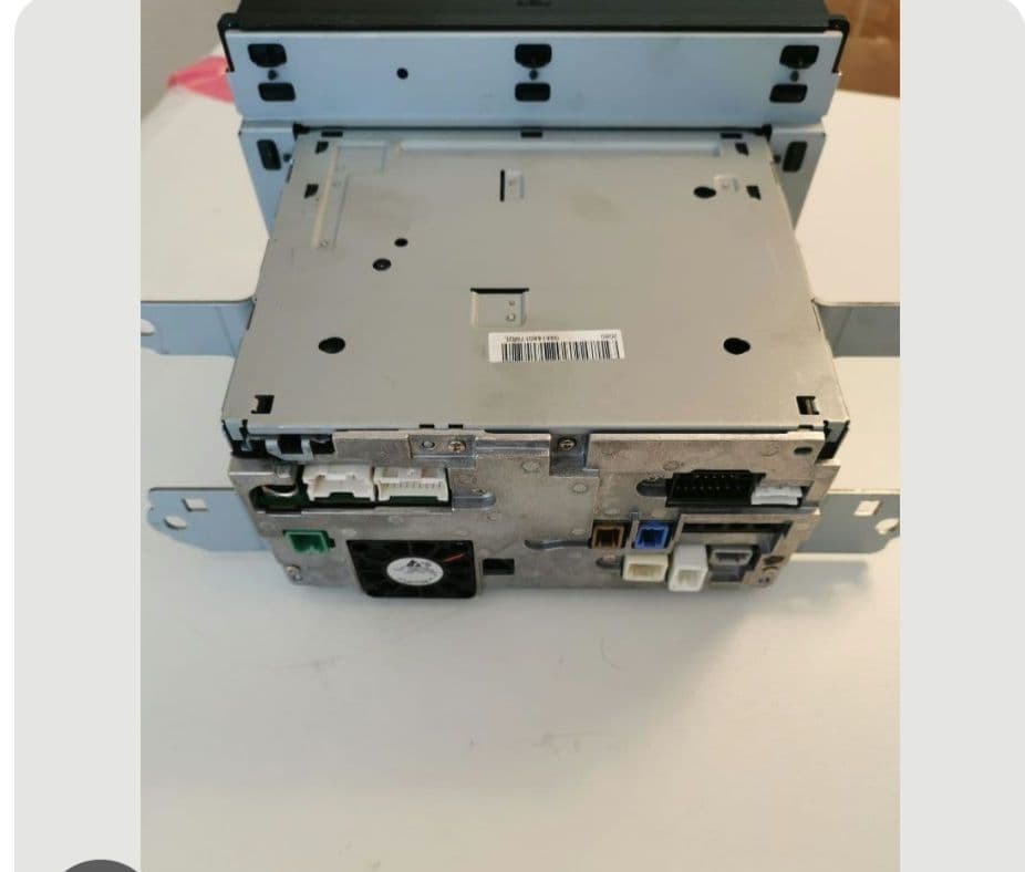 イクリプス　カーナビ　AVN−ZX03i　９インチ