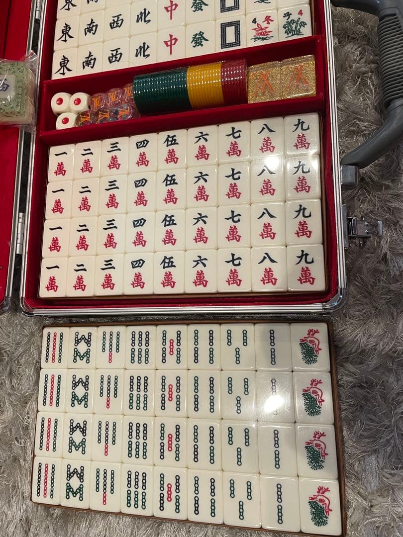 モノグラム柄 麻雀 麻雀牌