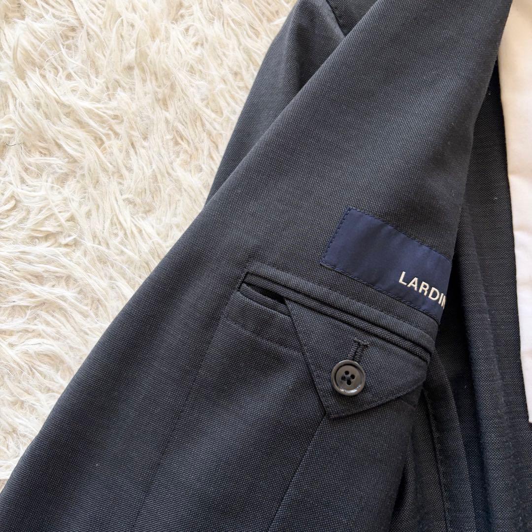 <最新ピン付>LARDINI 新ロゴ ダークグレー ウール スーツ 48