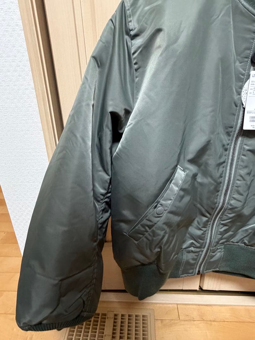 オリーブグリーン MA-1ジャケット 新品タグ付き