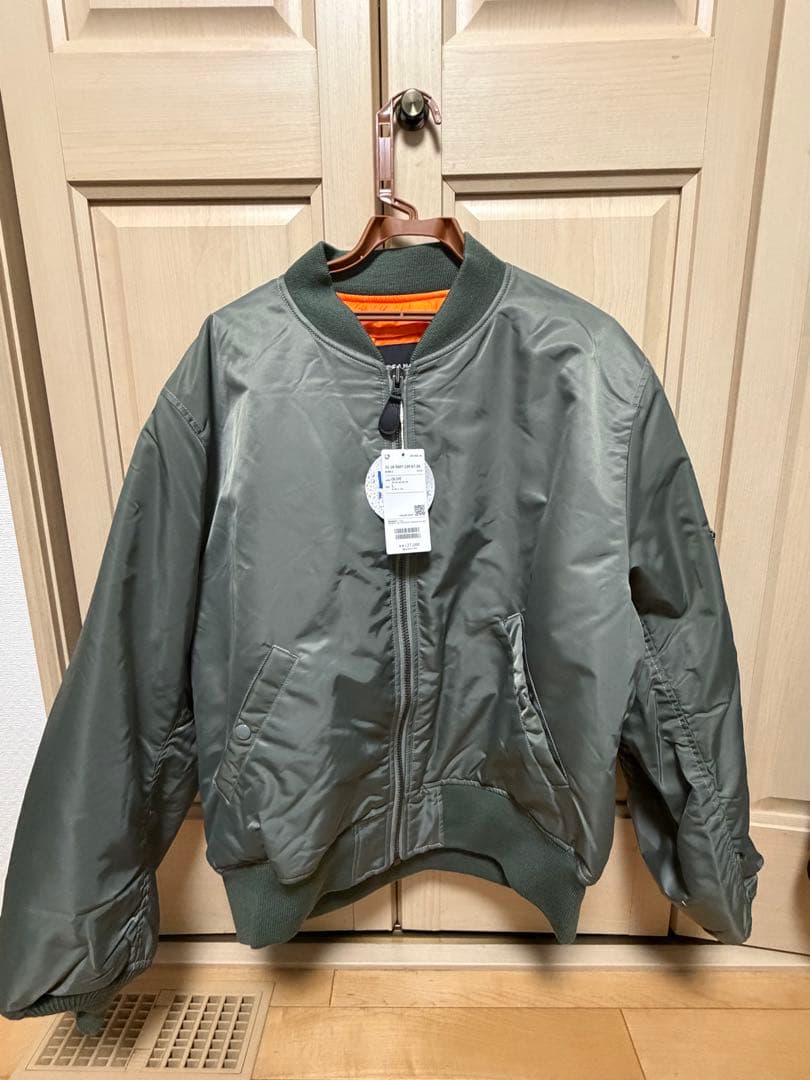 オリーブグリーン MA-1ジャケット 新品タグ付き