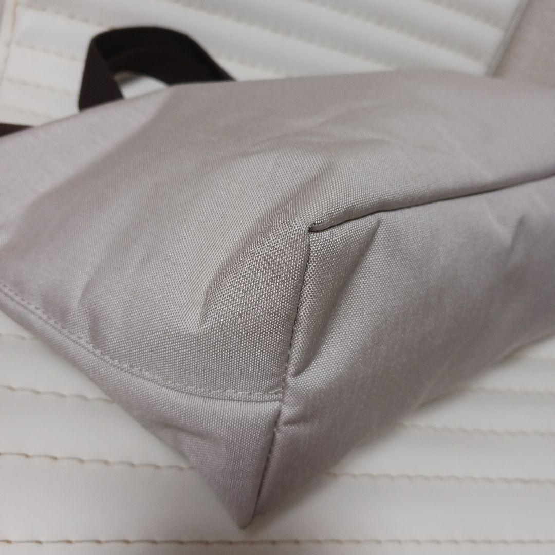 2913【未使用級】エルベシャプリエ704c　マスティック×モカ