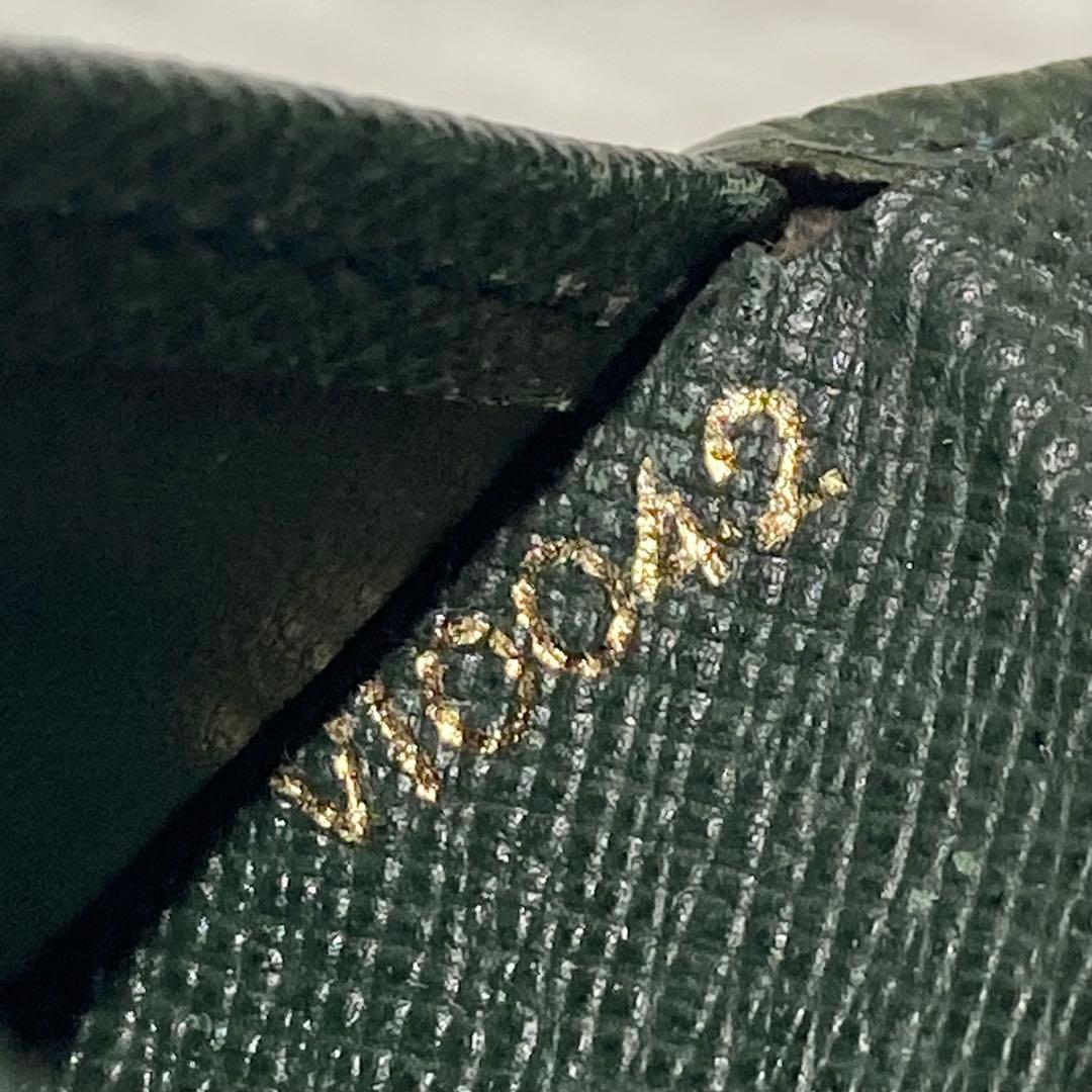 早い者勝ち　Louis Vuitton　ルイヴィトン　財布　タイガ　ポルト・ビエ