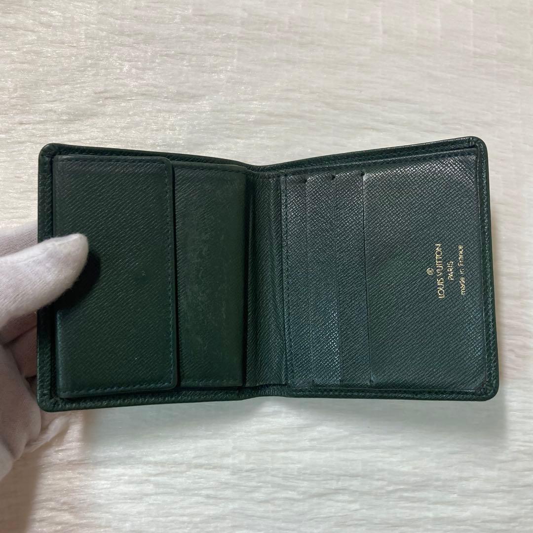 早い者勝ち　Louis Vuitton　ルイヴィトン　財布　タイガ　ポルト・ビエ