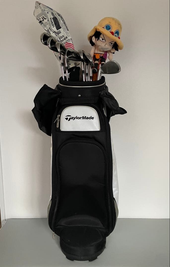TaylorMade 11本キャディバッグ付 テーラーメイド ゴルフクラブ